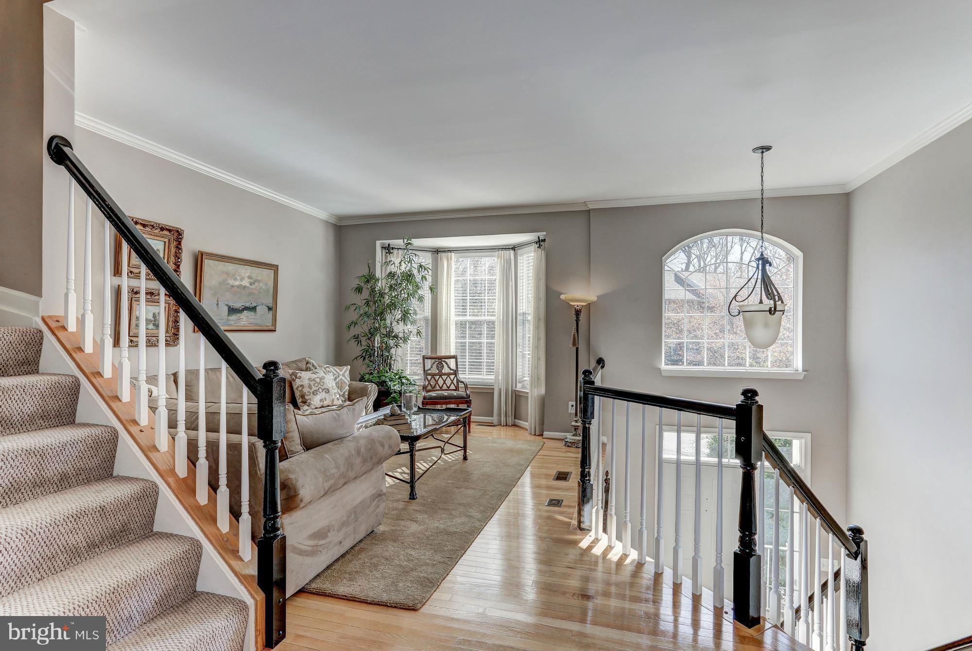1216 Wild Hawthorn Way Reston, VA 20194 - Photo 5 of 27 Living Room