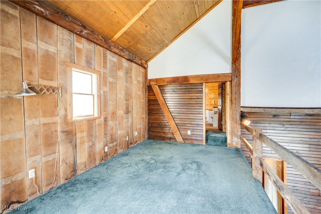294 North Hametown Road Akron, OH 44333 - Photo 15 of 43 Loft looks out to the Great Room
