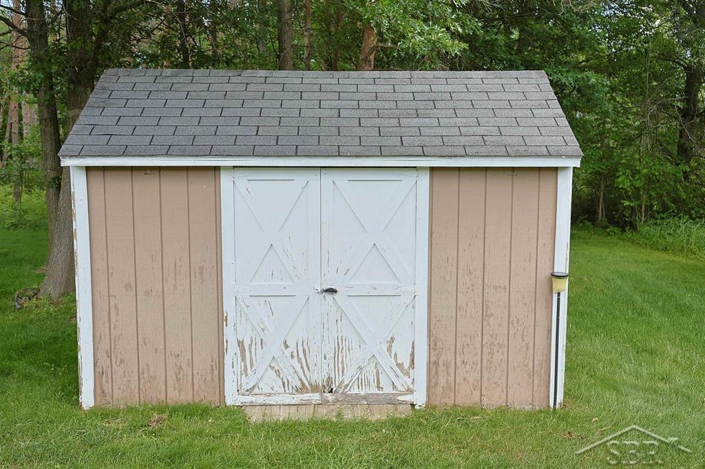 2202 West Huckleberry Road Sanford, MI 48657 - Photo 43 of 64