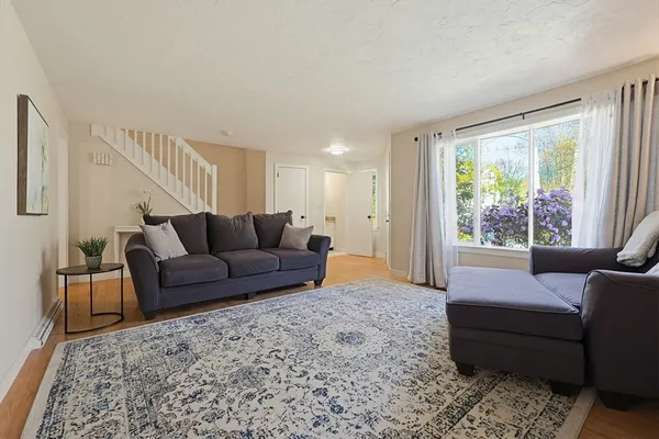 $3,600 | 103 Metropolitan Avenue, Unit 103, Ashland, MA 01721