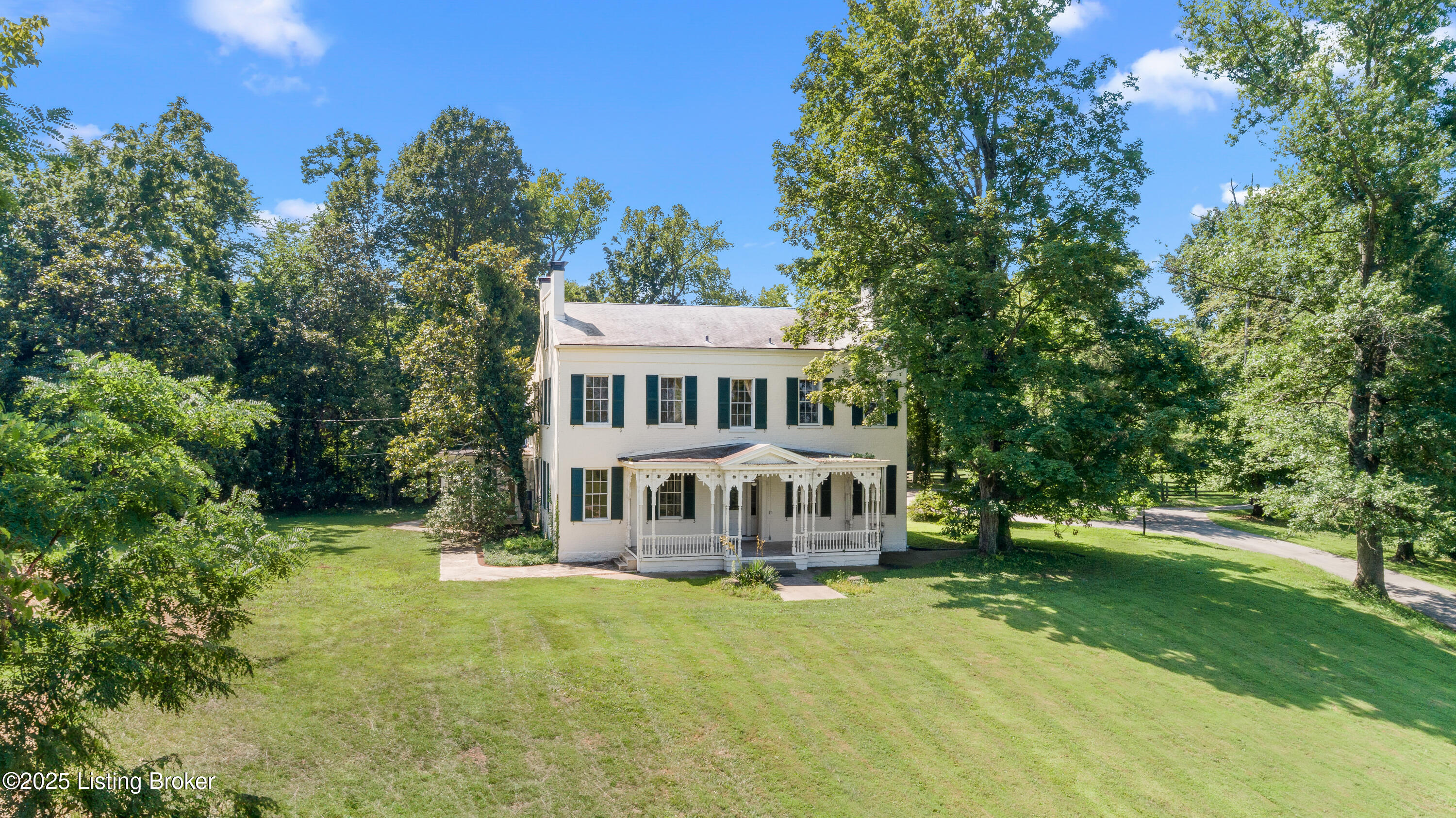 4306 River Road Louisville, KY 40222 - Photo 1 of 133 2-4306 River Road (House & Exterior)-94