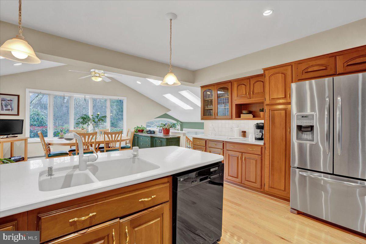 1098 Greentree Road Blue Bell, PA 19422 - Photo 11 of 60 Gallery Image 11