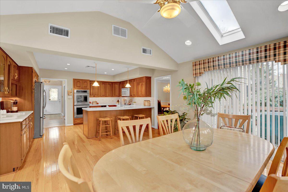 1098 Greentree Road Blue Bell, PA 19422 - Photo 13 of 60 Gallery Image 13