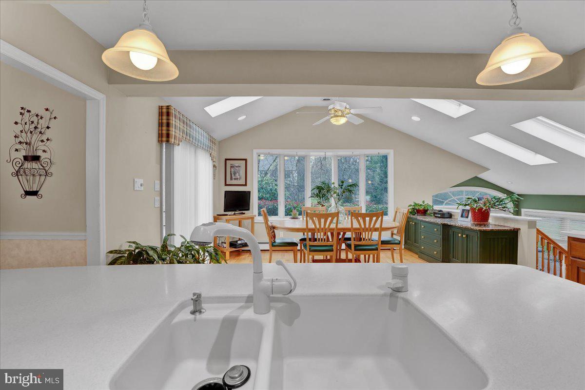 1098 Greentree Road Blue Bell, PA 19422 - Photo 14 of 60 Gallery Image 14