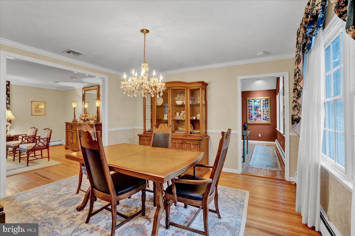 1098 Greentree Road Blue Bell, PA 19422 - Photo 17 of 60 Gallery Image 17