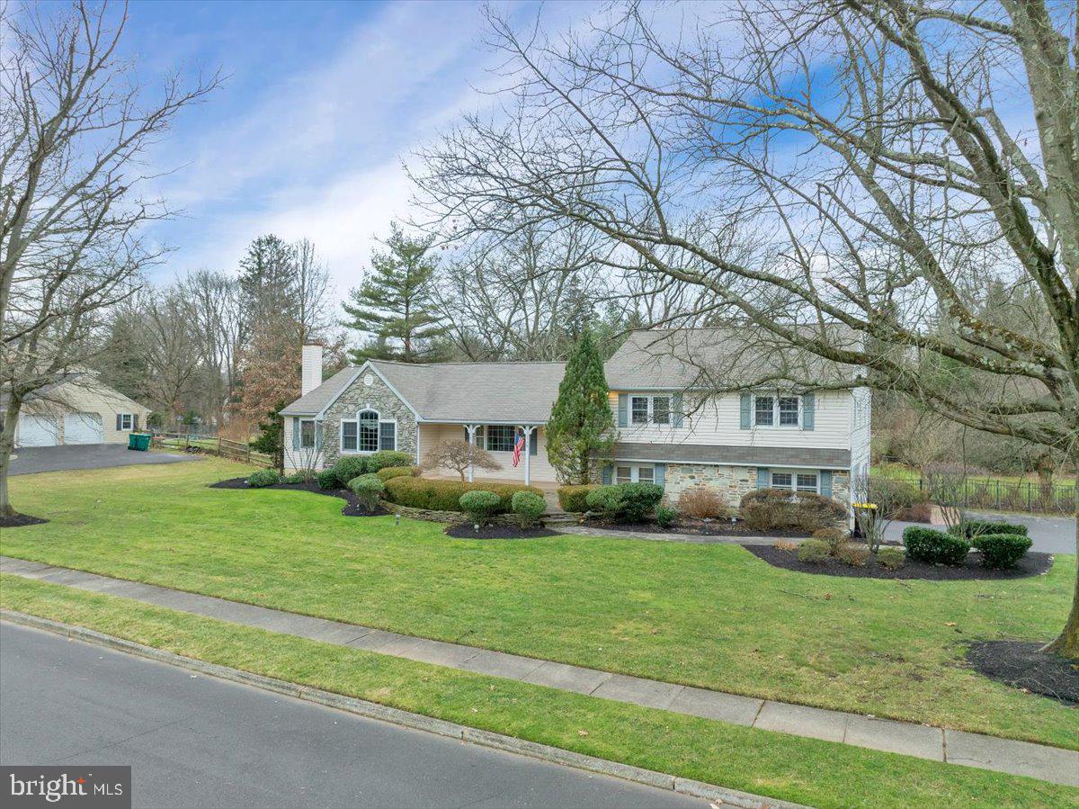 1098 Greentree Road Blue Bell, PA 19422 - Photo 2 of 60 Gallery Image 2