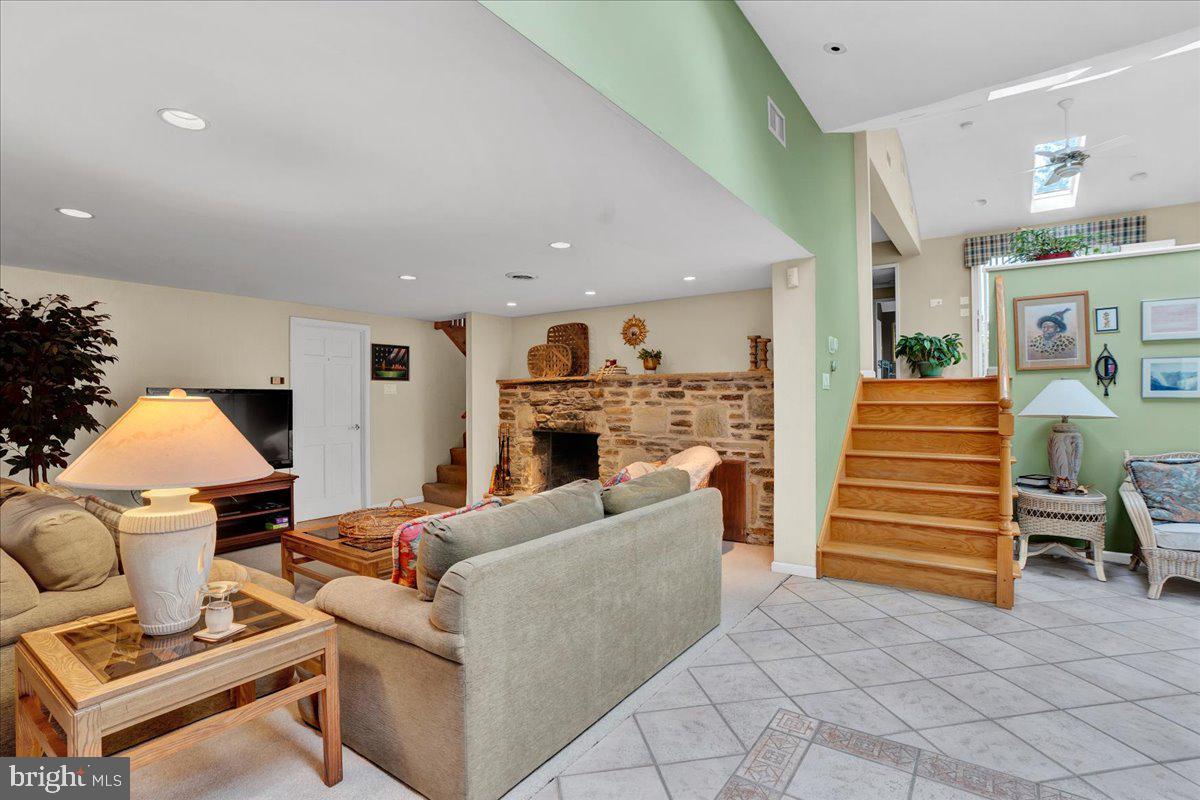 1098 Greentree Road Blue Bell, PA 19422 - Photo 24 of 60 Gallery Image 24