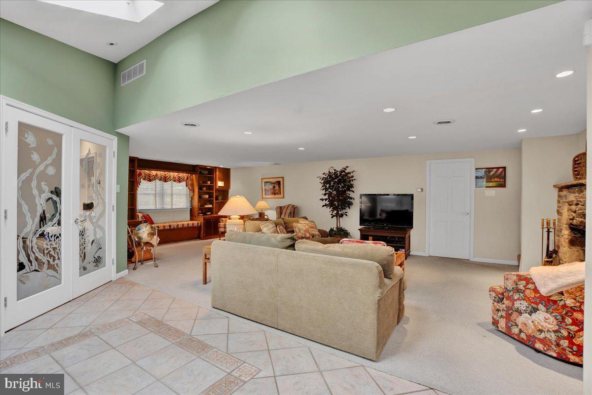 1098 Greentree Road Blue Bell, PA 19422 - Photo 25 of 60 Family Room