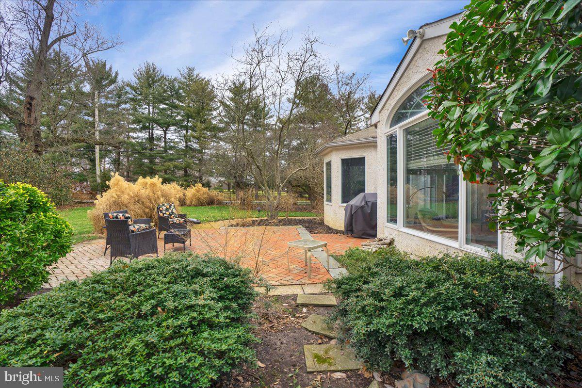 1098 Greentree Road Blue Bell, PA 19422 - Photo 45 of 60 Patio