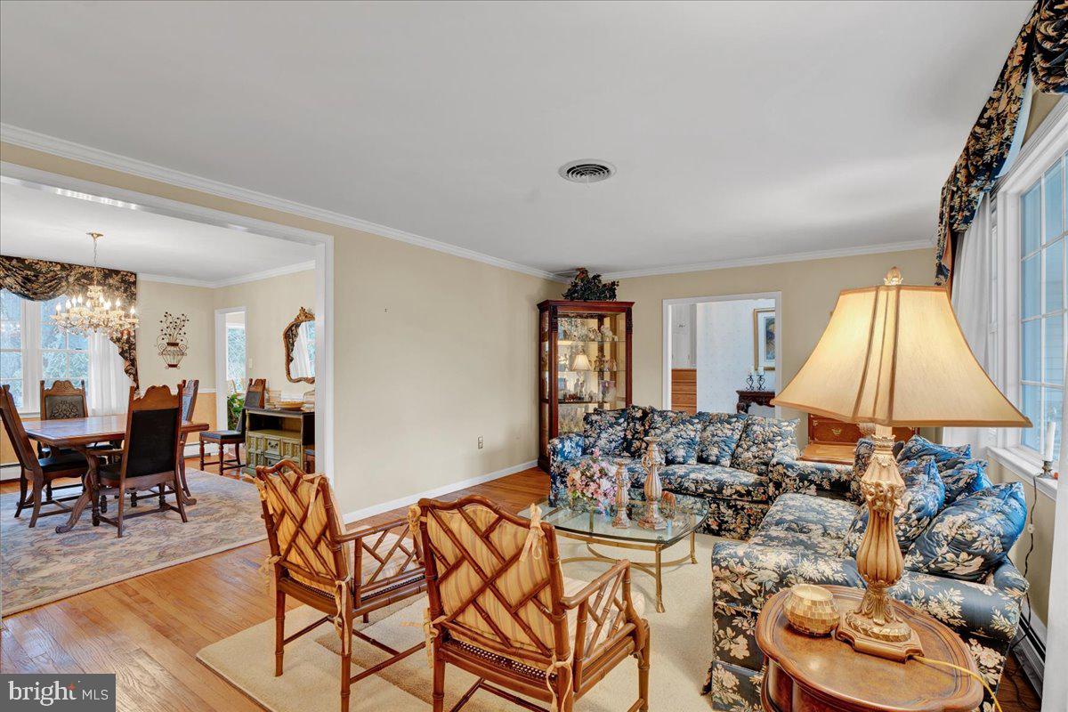 1098 Greentree Road Blue Bell, PA 19422 - Photo 7 of 60 Gallery Image 7