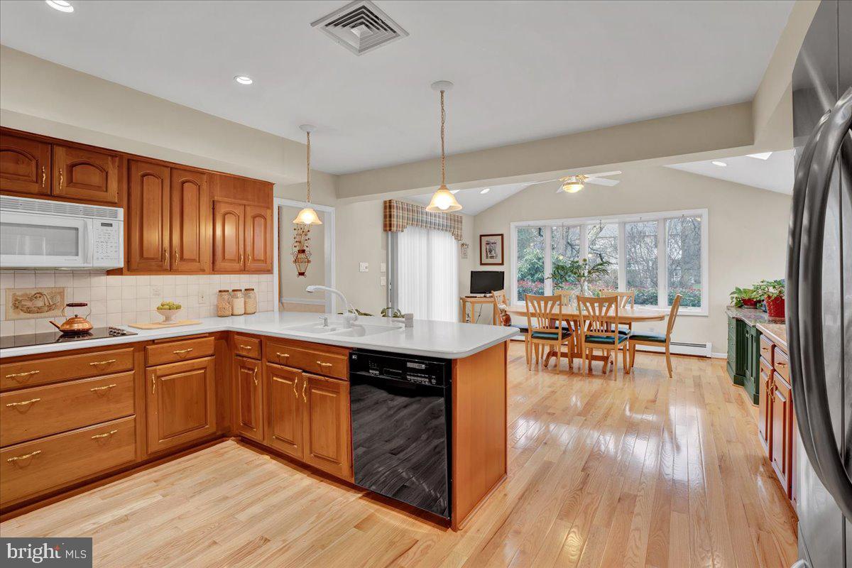 1098 Greentree Road Blue Bell, PA 19422 - Photo 9 of 60 Kitchen & Breakfast Room