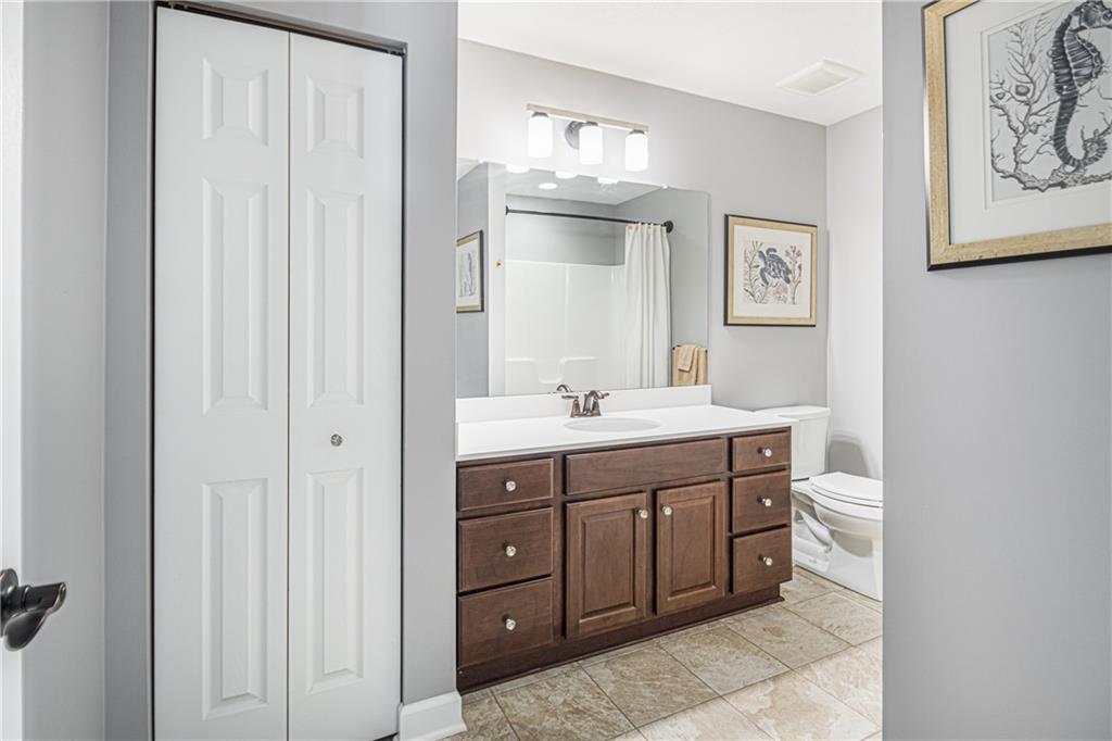 101 Spring Valley Drive Zelienople, PA 16063 - Photo 16 of 24