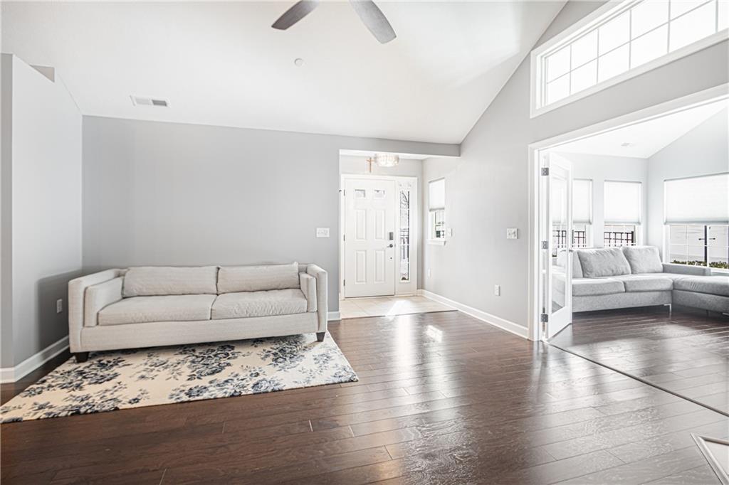 101 Spring Valley Drive Zelienople, PA 16063 - Photo 7 of 24