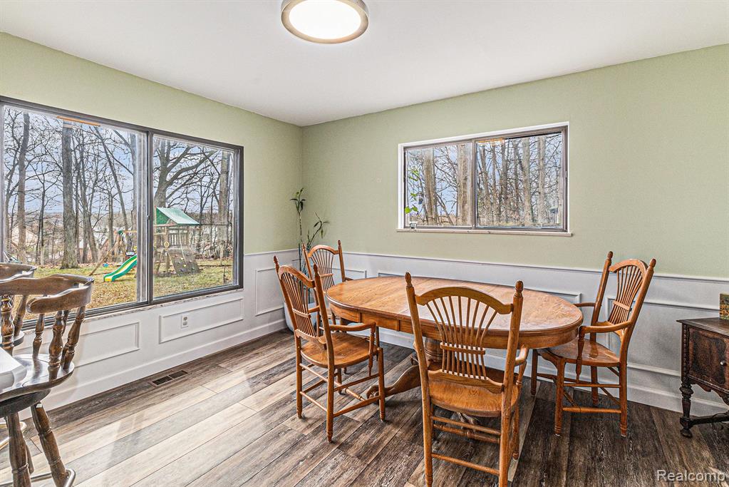 15339 Silver Ridge Road Linden, MI 48451 - Photo 6 of 29