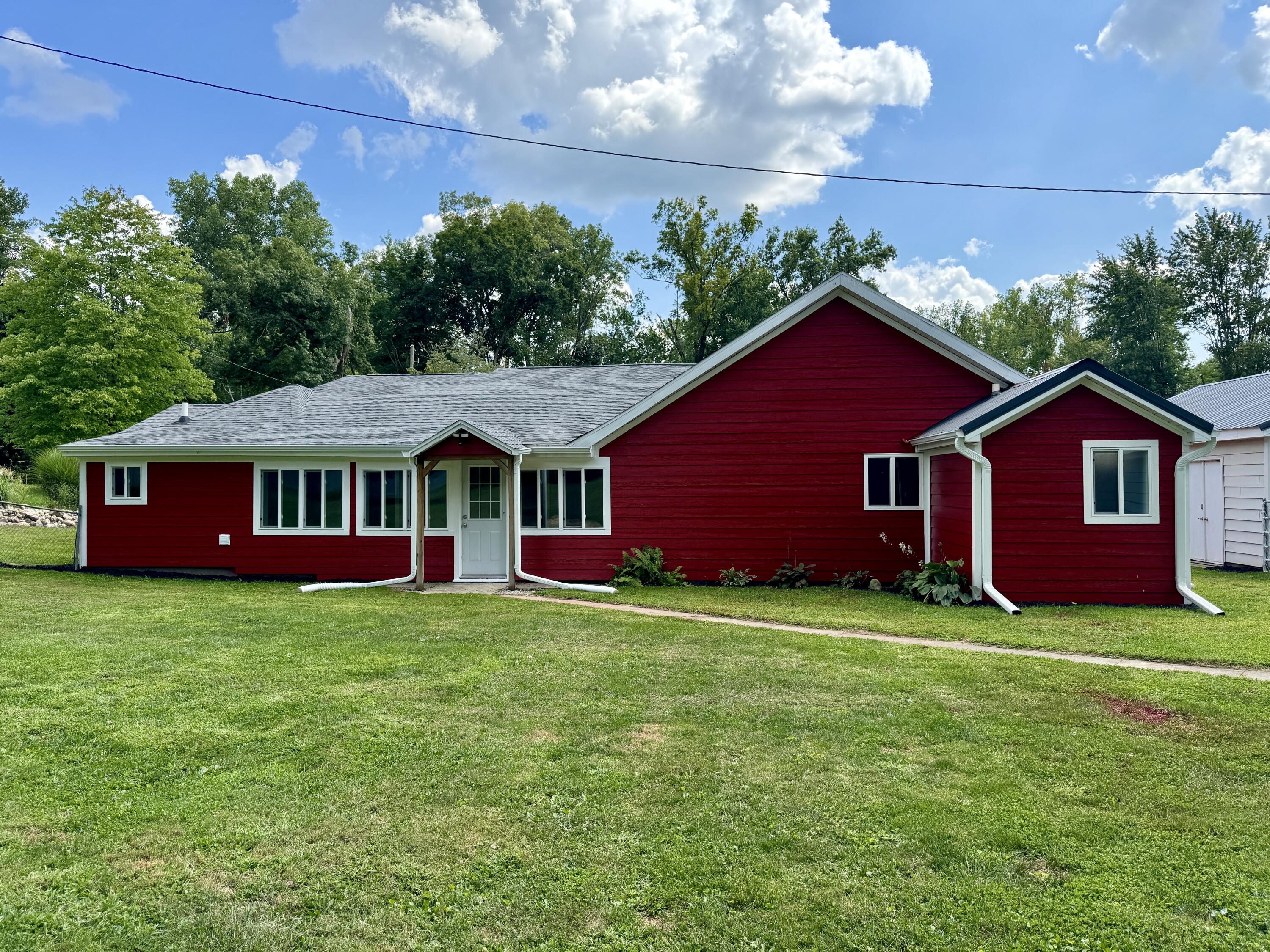 715 Lyon Lake Road Marshall, MI 49068 - Photo 42 of 48 IMG_9009