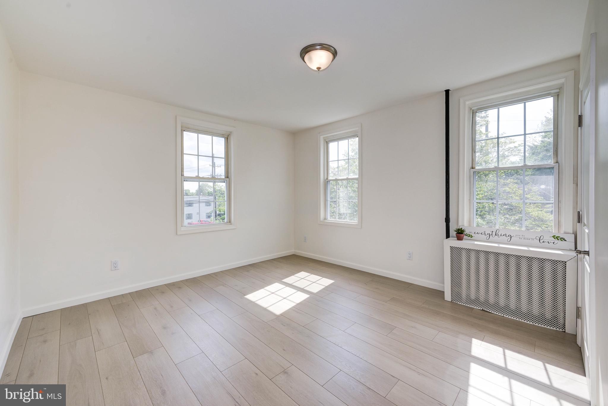 211 North Forklanding Road Maple Shade, NJ 08052 - Photo 31 of 66 Gallery Image 31