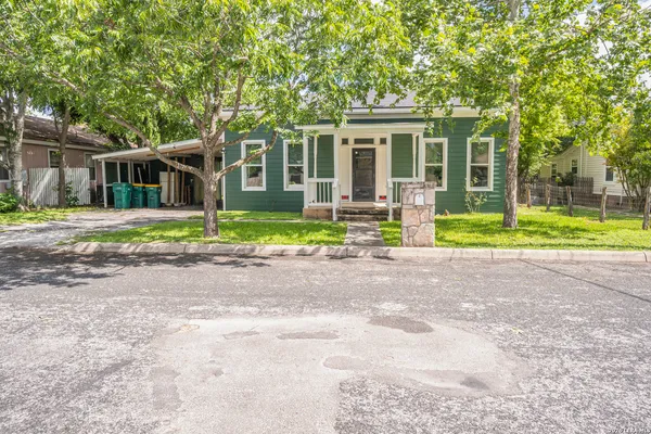 $385,000 | 114 Short Street, Boerne, TX 78006