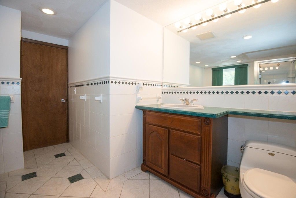 20 Hamilton Road Peabody, MA 01960 - Photo 14 of 29 Gallery Image 14