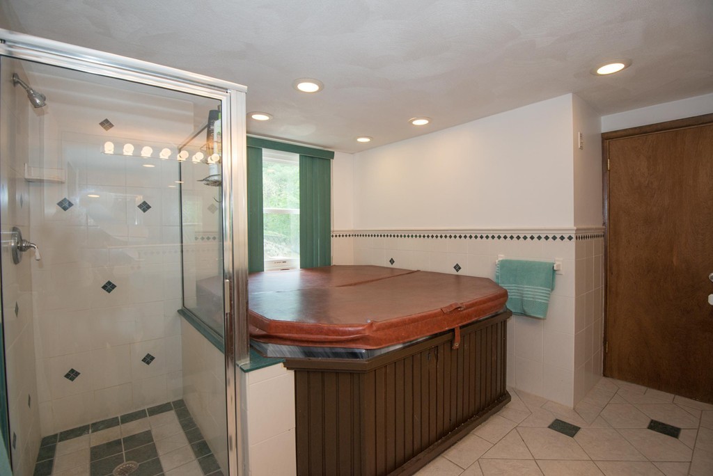 20 Hamilton Road Peabody, MA 01960 - Photo 15 of 29 Gallery Image 15