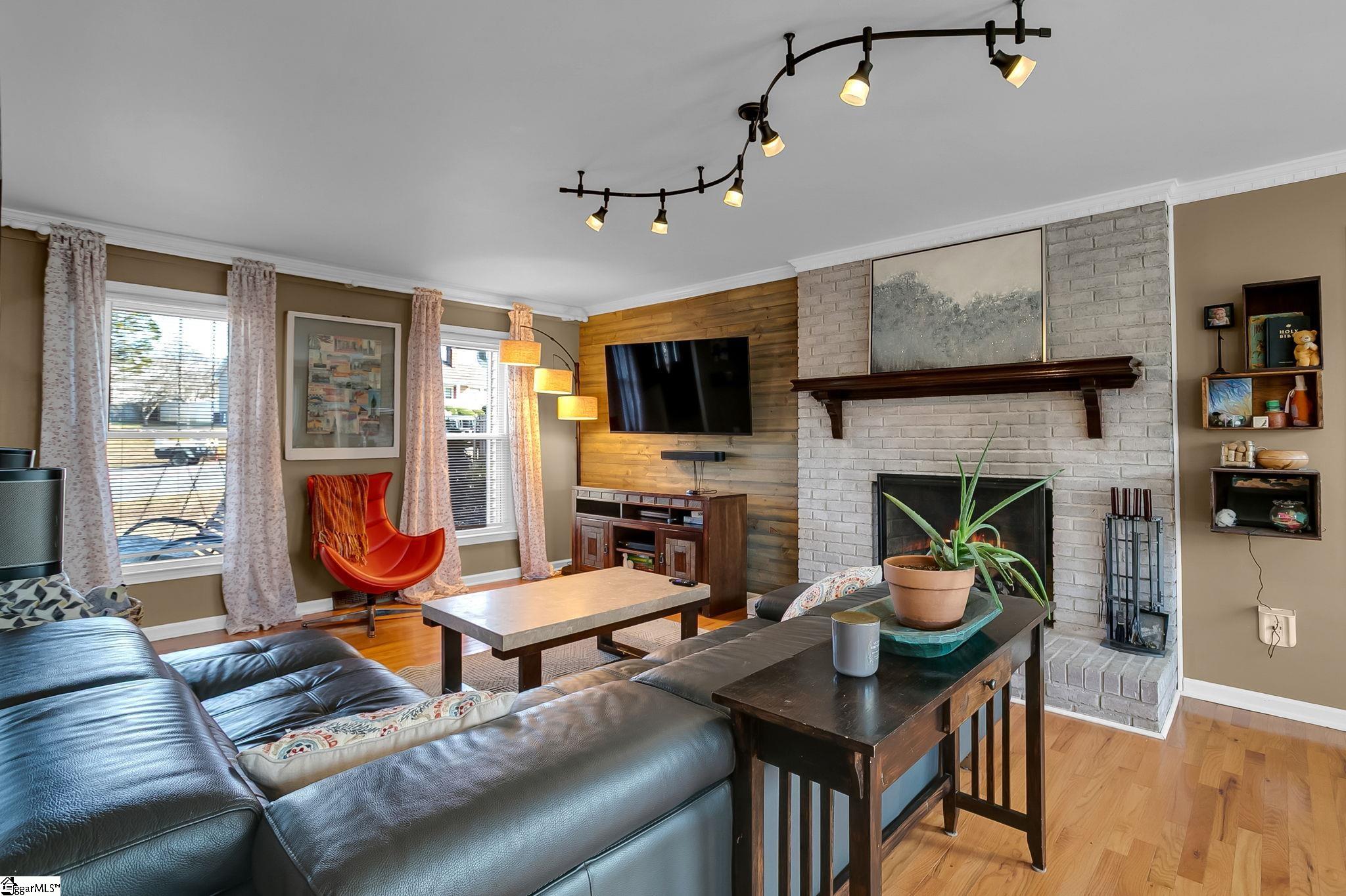 5 Foxtrail Court Simpsonville, SC 29680 - Photo 9 of 48