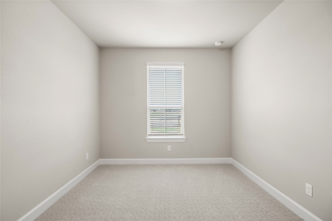 136 Peninsula Point Drive Montgomery, TX 77356 - Photo 17 of 30 a small space with a window