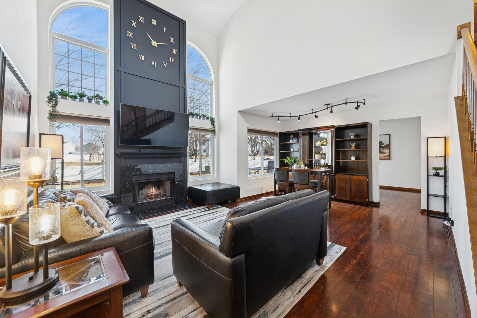 1105 Longford Road Bartlett, IL 60103 - Photo 2 of 20