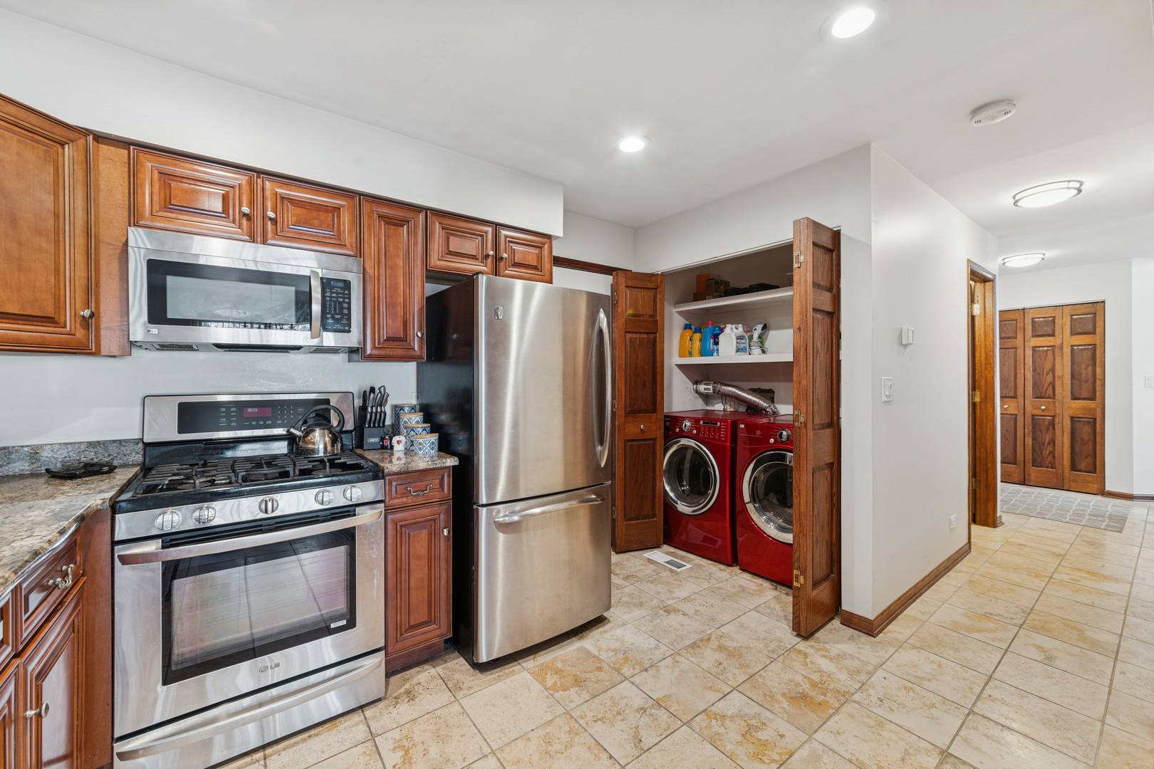 1105 Longford Road Bartlett, IL 60103 - Photo 8 of 20