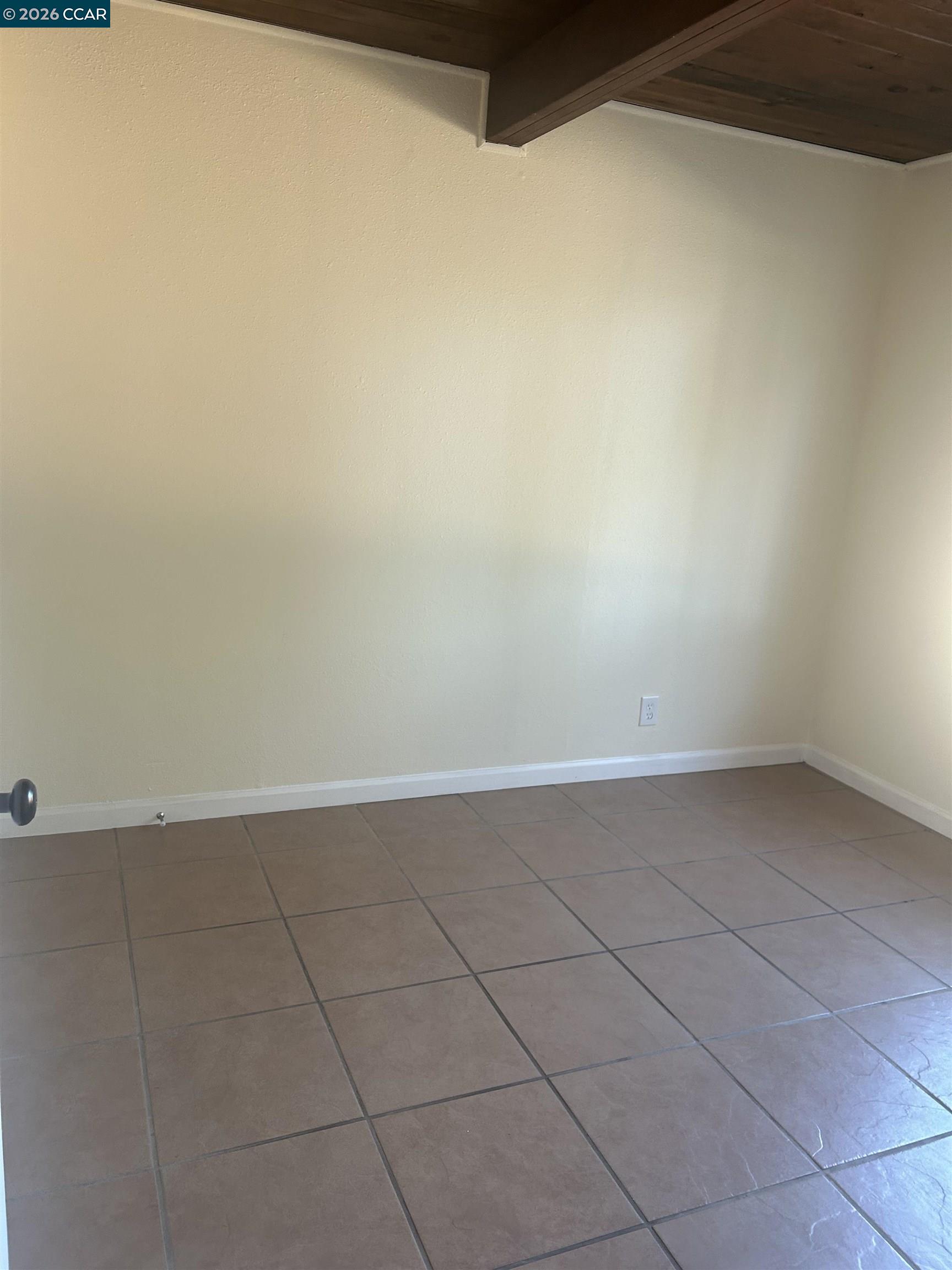 1075 Rachel Road San Pablo, CA 94806 - Photo 11 of 17 Gallery Image 11