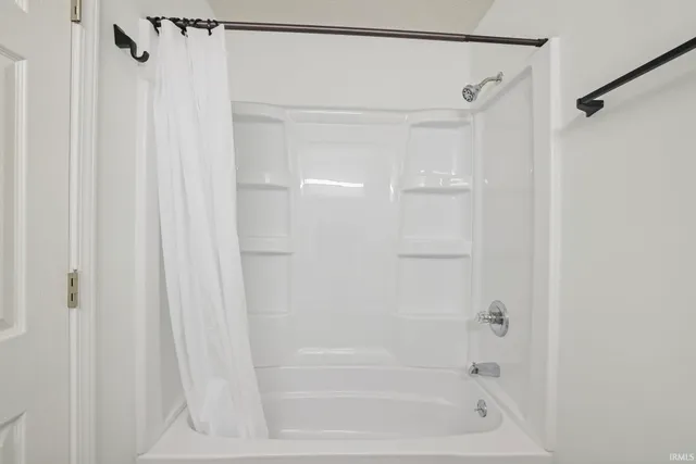 $294,000 | 5236 North Terry Court, Ellettsville, IN 47404