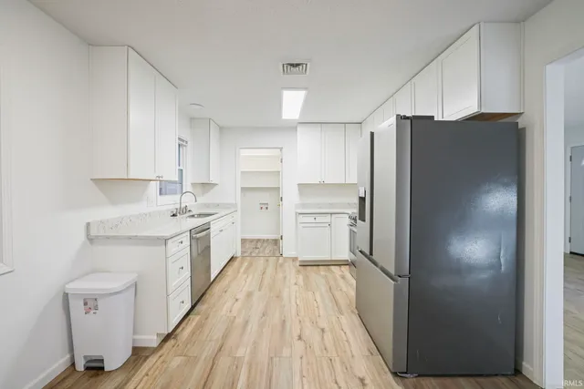 $294,000 | 5236 North Terry Court, Ellettsville, IN 47404