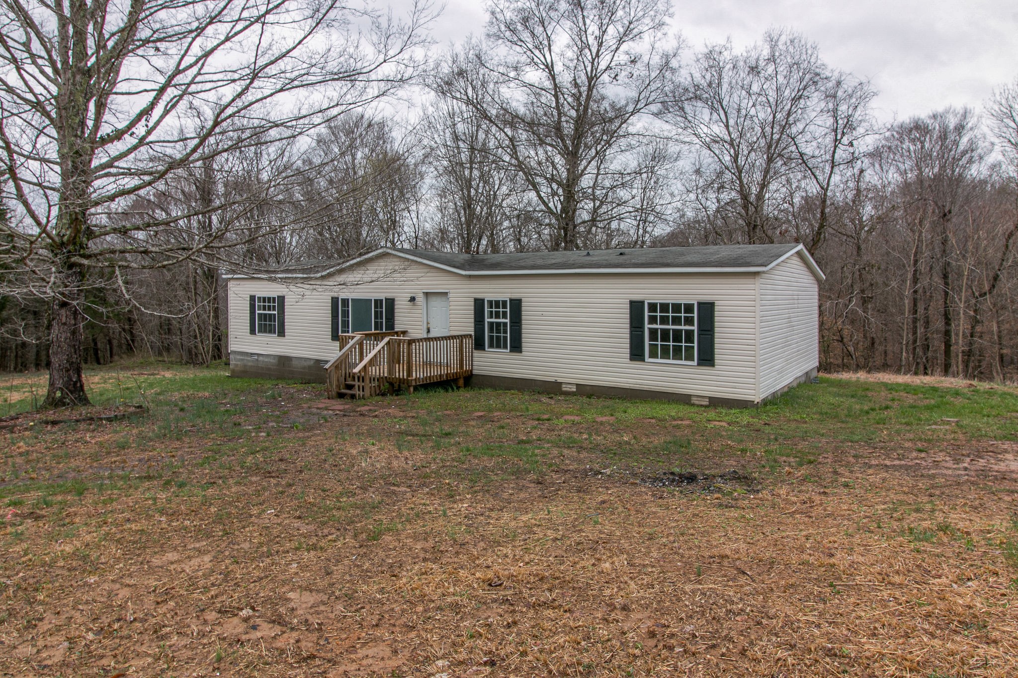 4035 Stone Road Palmyra, TN 37142 - Photo 2 of 28 Gallery Image 2