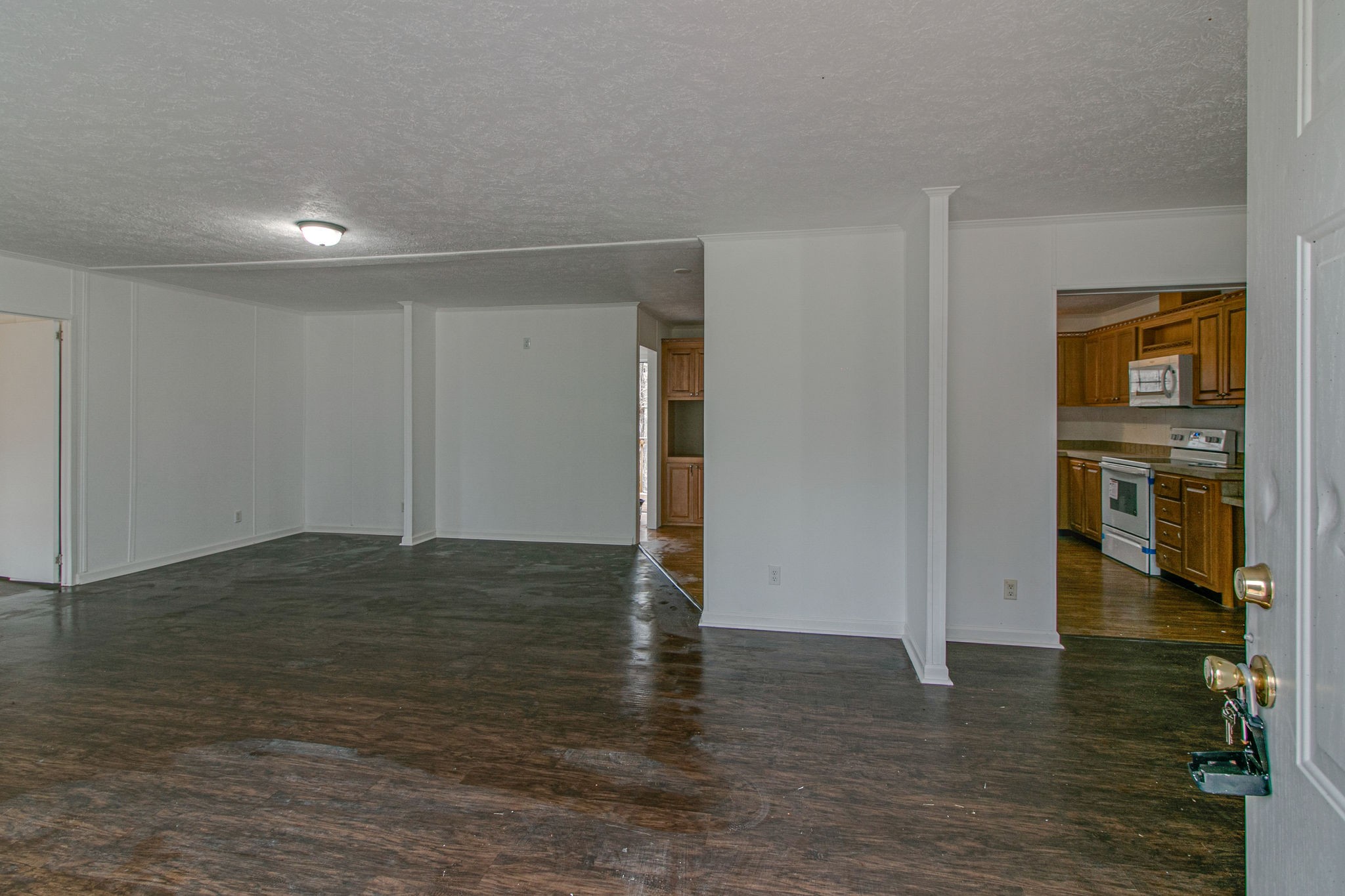 4035 Stone Road Palmyra, TN 37142 - Photo 4 of 28 Gallery Image 4