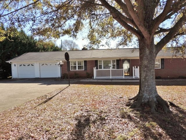 1247 Return Church Road Seneca, SC 29678 - Photo 1 of 25 Gallery Image 1