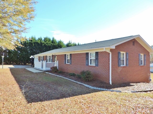 1247 Return Church Road Seneca, SC 29678 - Photo 3 of 25 Gallery Image 3