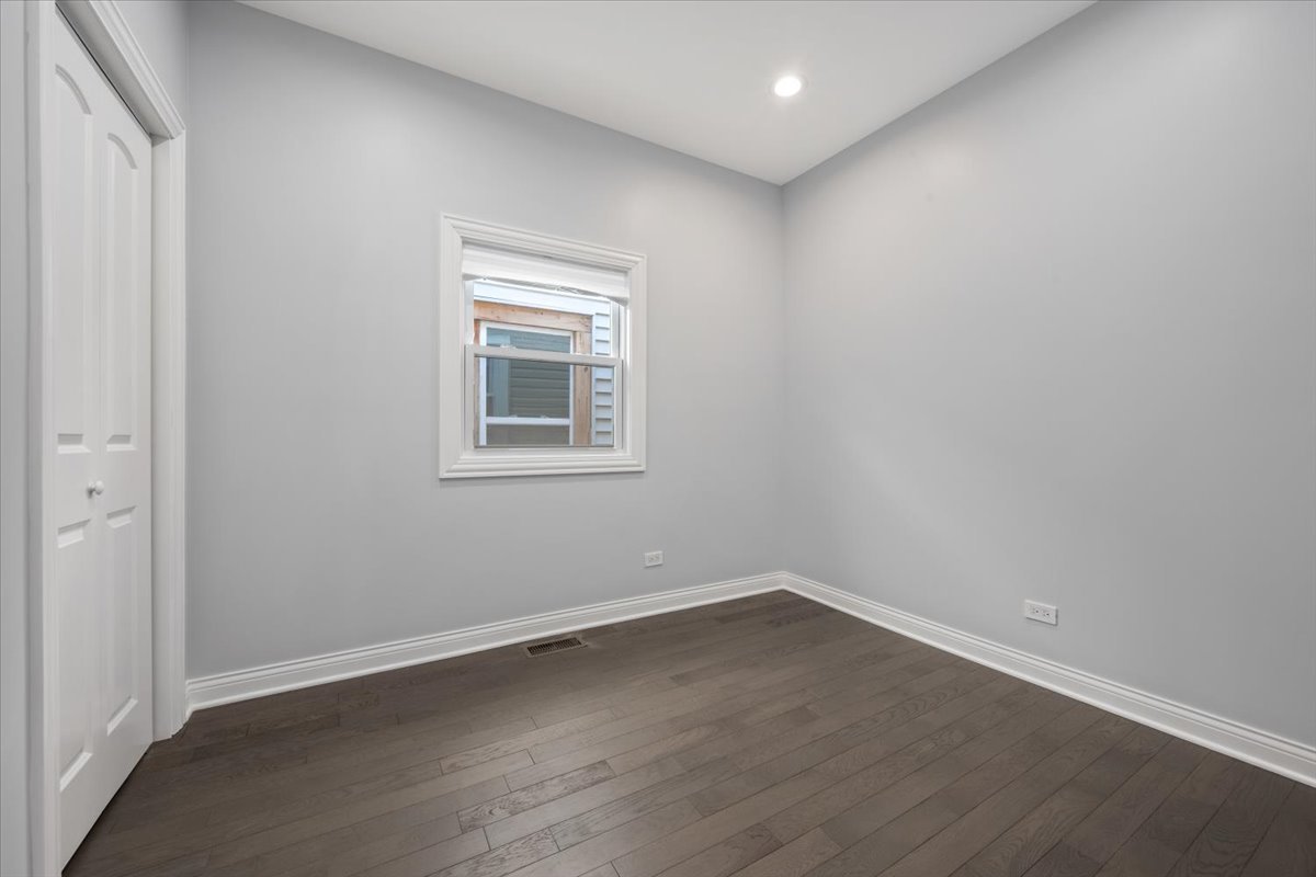 4161 South Wells Street Chicago, IL 60609 - Photo 8 of 22