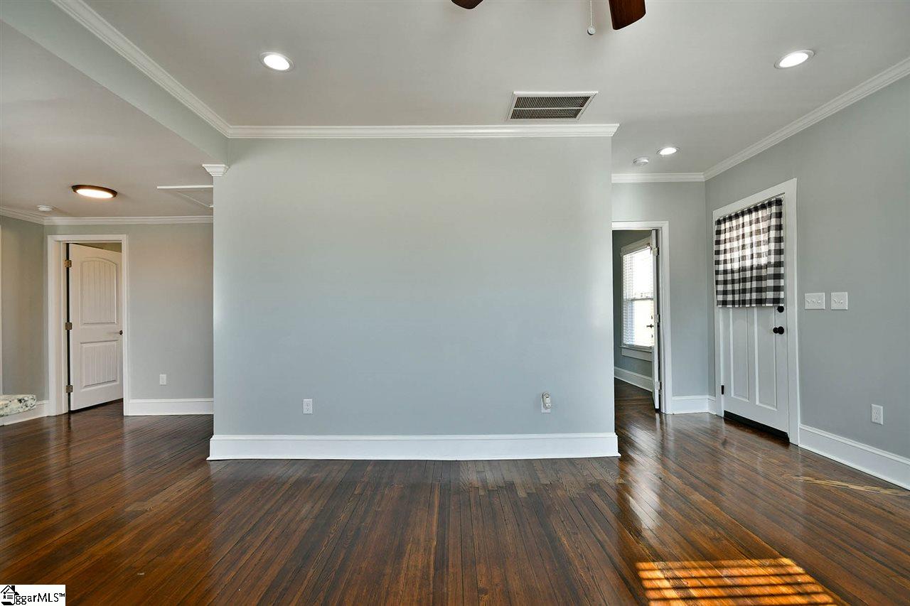 9 6th Street Greer, SC 29651 - Photo 11 of 36 Gallery Image 11