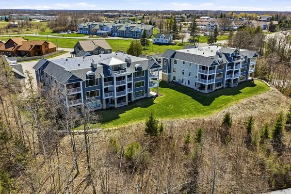 $1,250,000 | 10612 Shore View Place, Unit 302, Sister Bay, WI 54234