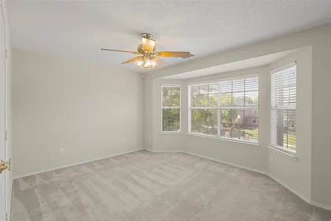 $360,000 | 308 Valley Ridge Drive, Red Oak, TX 75154