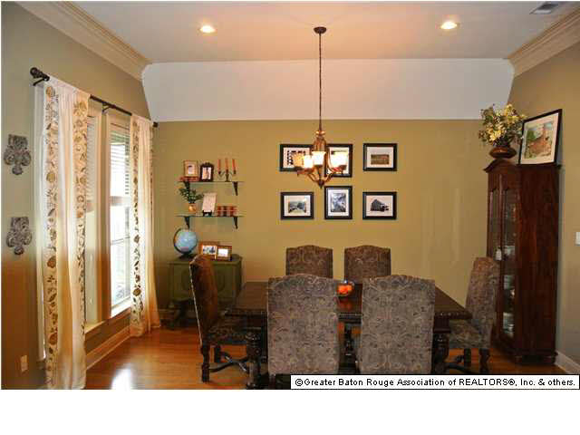 9077 Foxgate Drive Baton Rouge, LA 70809 - Photo 12 of 32 Gallery Image 12