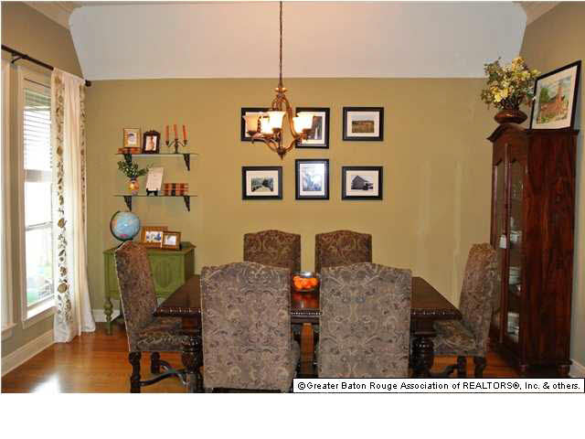9077 Foxgate Drive Baton Rouge, LA 70809 - Photo 13 of 32 Gallery Image 13