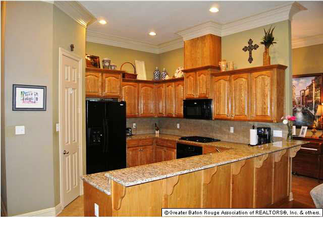 9077 Foxgate Drive Baton Rouge, LA 70809 - Photo 15 of 32 Gallery Image 15