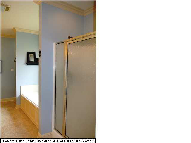 9077 Foxgate Drive Baton Rouge, LA 70809 - Photo 22 of 32 Gallery Image 22