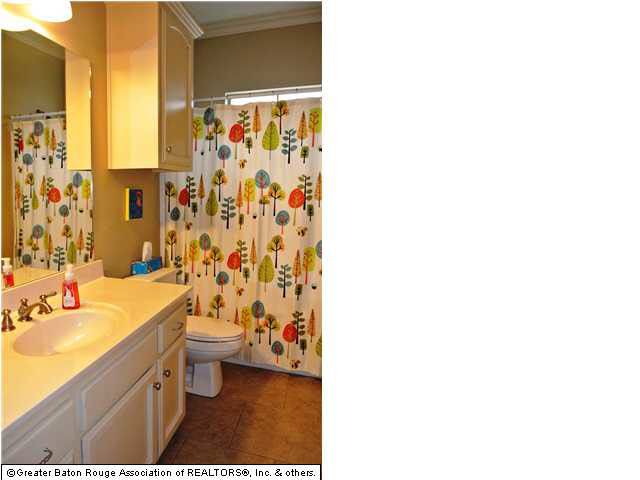 9077 Foxgate Drive Baton Rouge, LA 70809 - Photo 26 of 32 Gallery Image 26