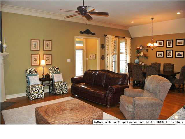 9077 Foxgate Drive Baton Rouge, LA 70809 - Photo 7 of 32 Gallery Image 7