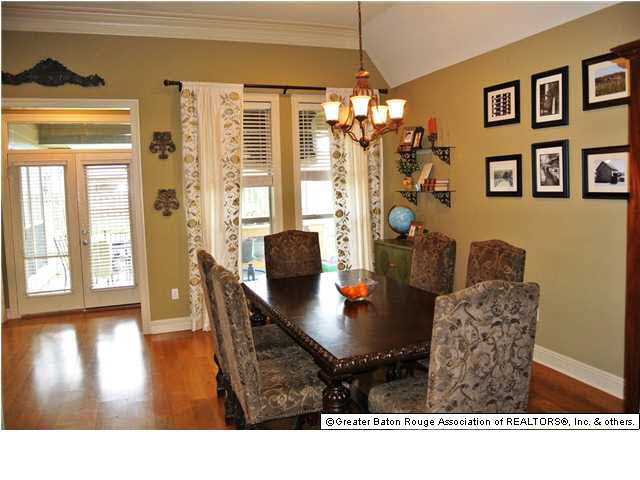 9077 Foxgate Drive Baton Rouge, LA 70809 - Photo 10 of 32 Gallery Image 10