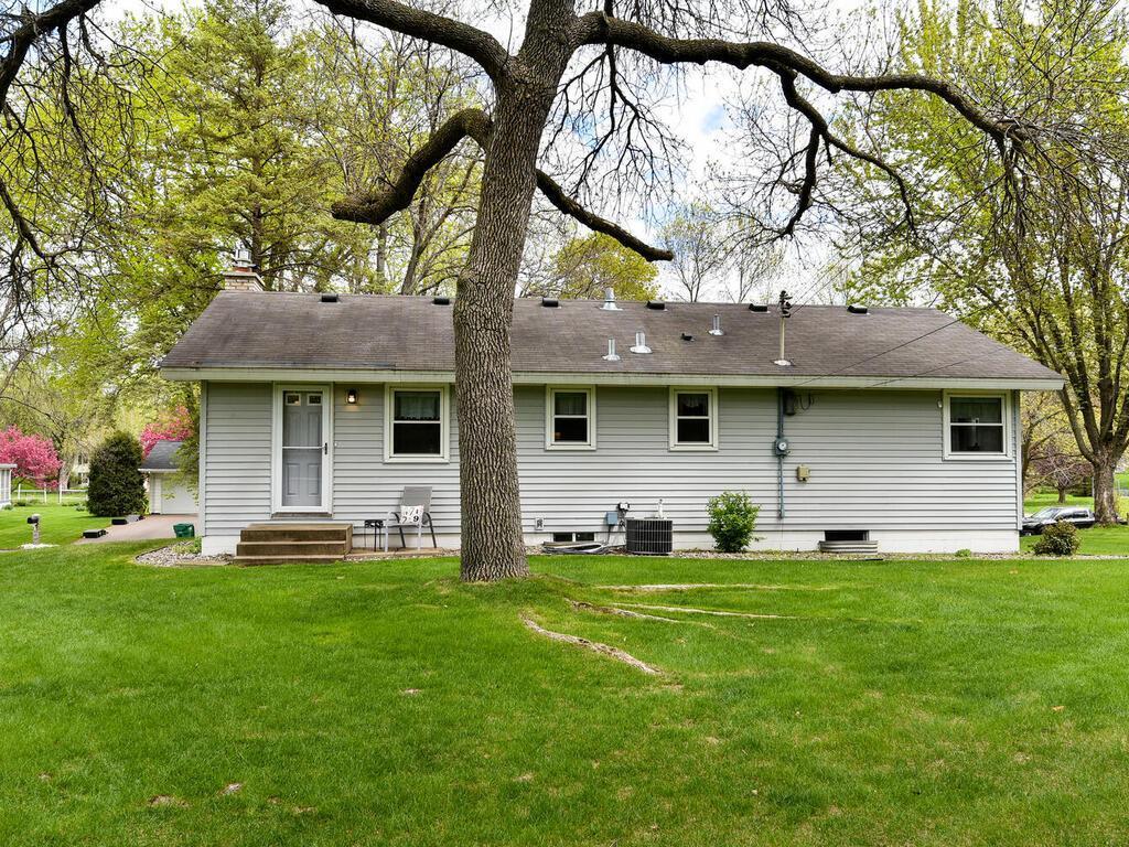 5222 Holiday Road Minnetonka, MN 55345 - Photo 16 of 23 Gallery Image 16