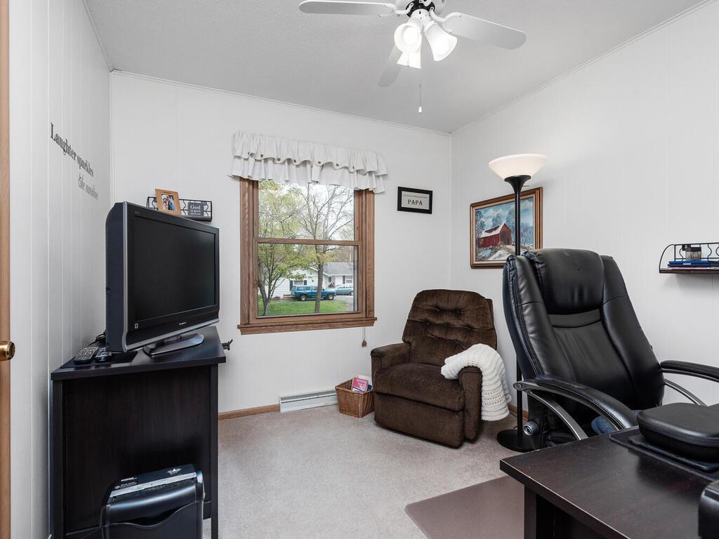 5222 Holiday Road Minnetonka, MN 55345 - Photo 9 of 23 Gallery Image 9