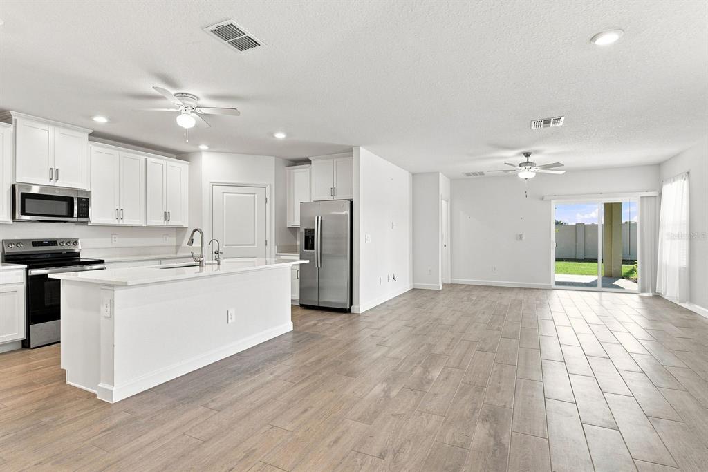 6628 Homebound Way New Port Richey, FL 34655 - Photo 8 of 35 Gallery Image 8