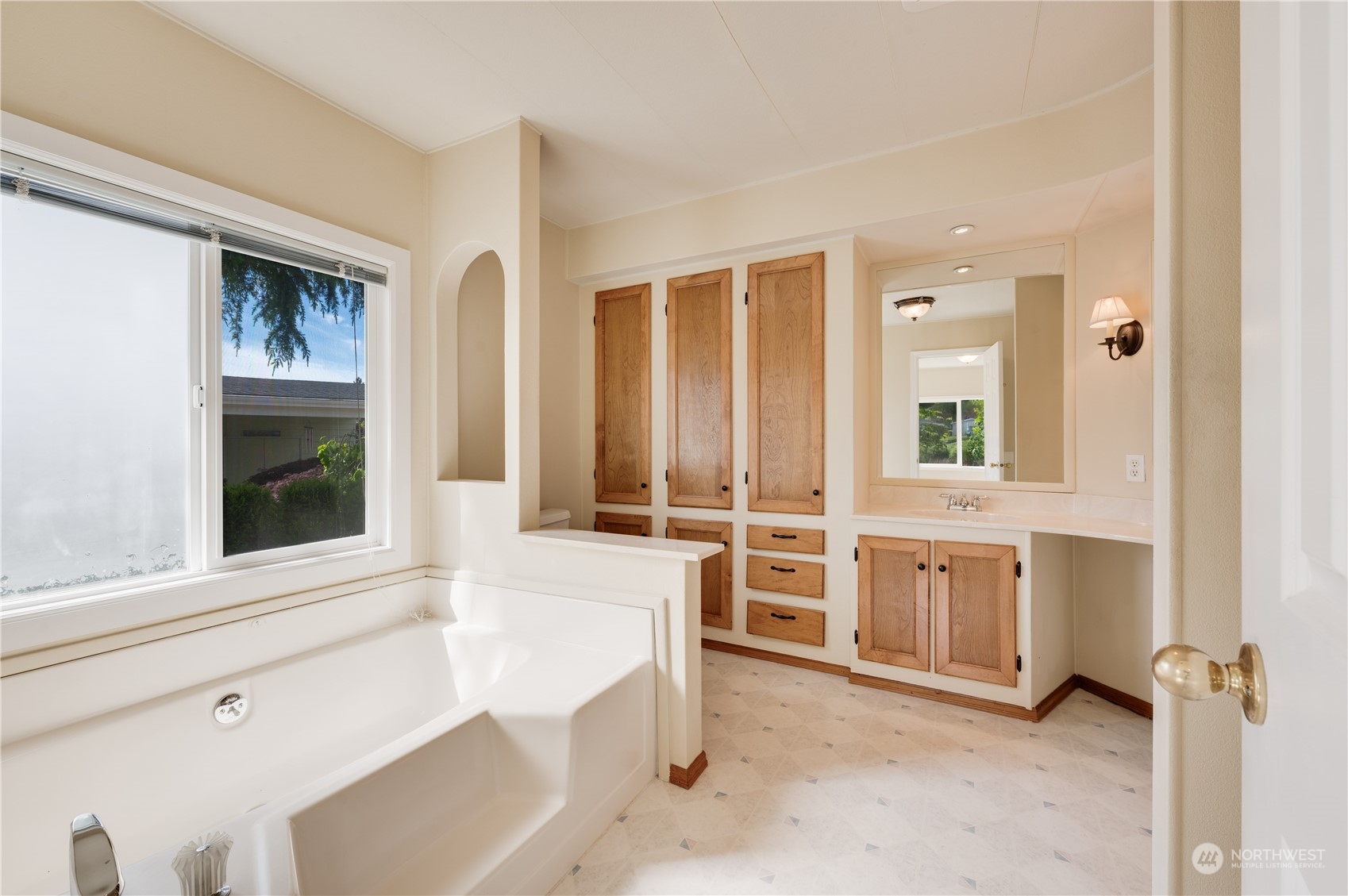 23803 Lake Drive West Bothell, WA 98021 - Photo 8 of 32 view of an entryway with a tub and a window