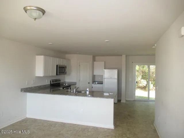 $227,000 | 2100 Deerwood Lane, Kinston, NC 28504